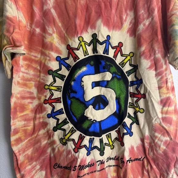 Channel 5 Makes The World Go Around Vintage Tie Dye Shirt Size Large - Picture 2 of 7